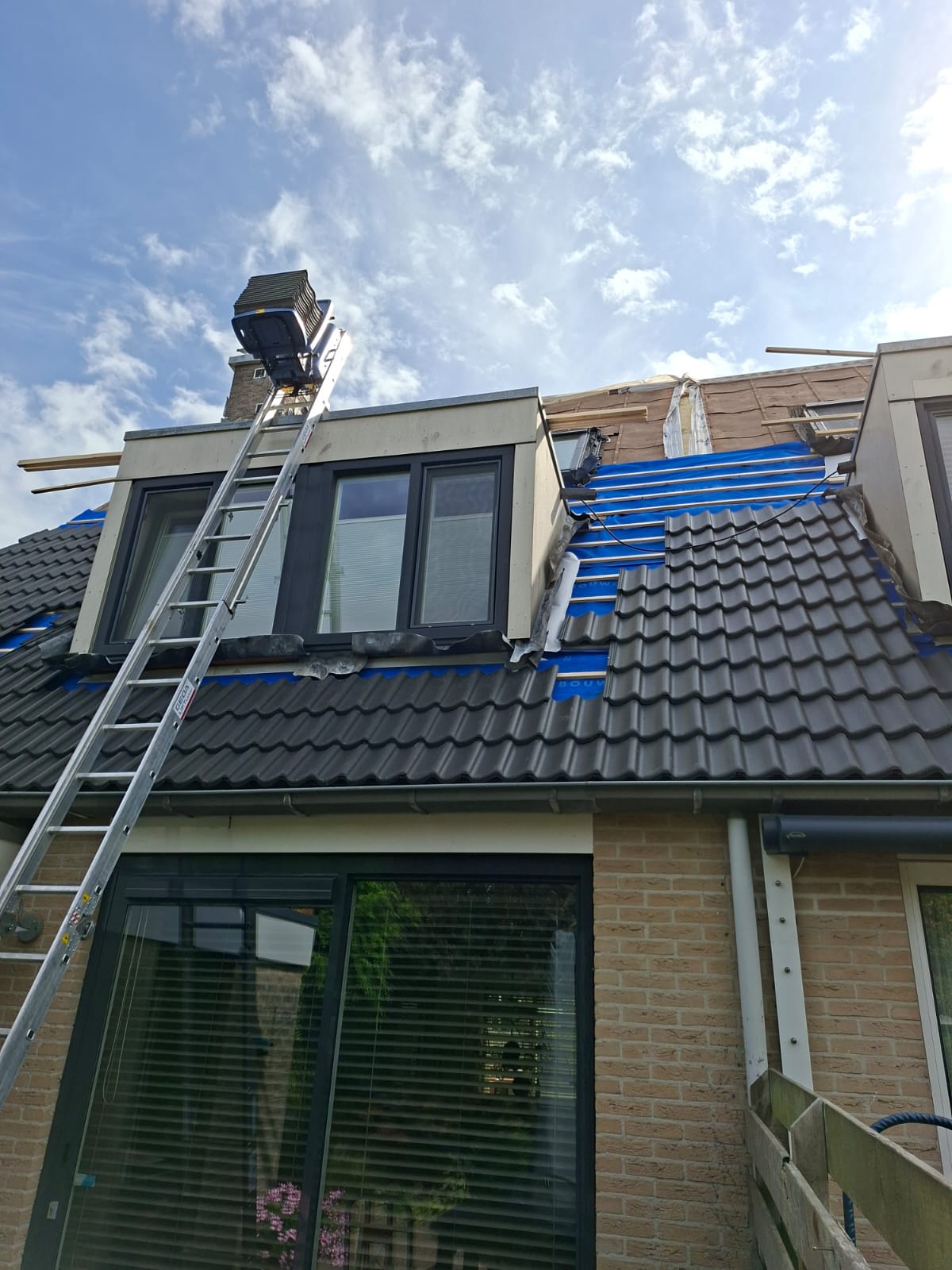 Bij Loodgieter Installatiebedrijf-Aquanieuwegein bent u bij het juiste adres voor uw dakkapel